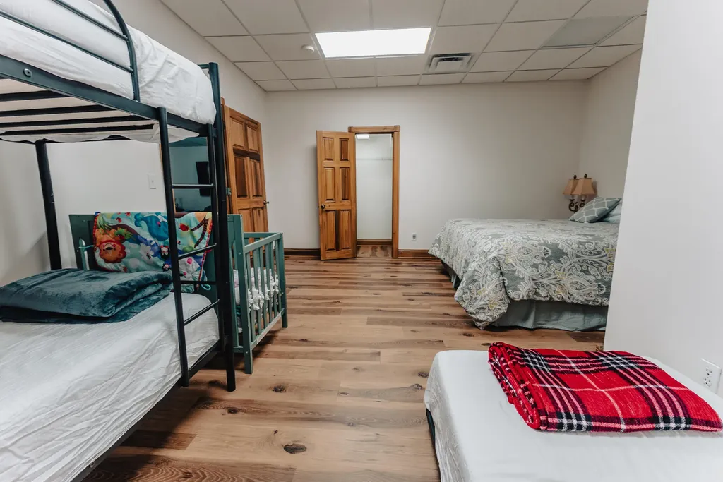 135 Laurel Road Jamestown KY 42629