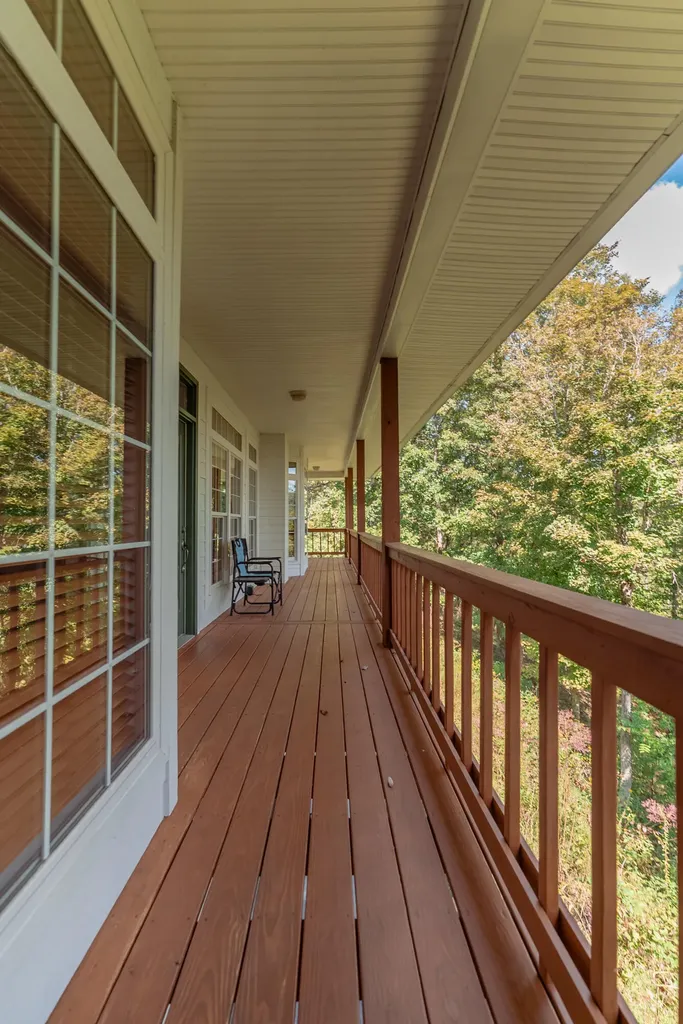 135 Laurel Road Jamestown KY 42629