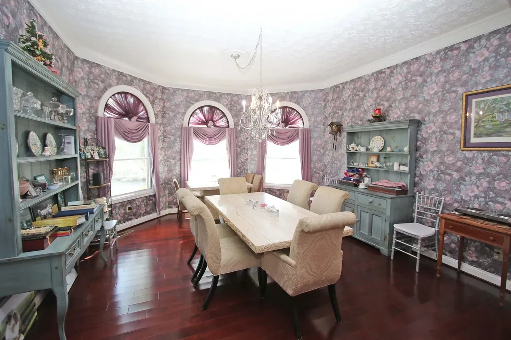 1010 Steele Road Versailles KY 40383