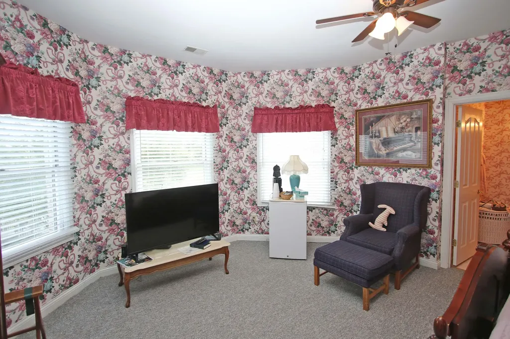 1010 Steele Road Versailles KY 40383