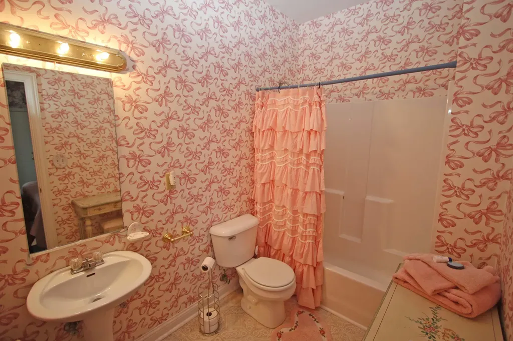 1010 Steele Road Versailles KY 40383