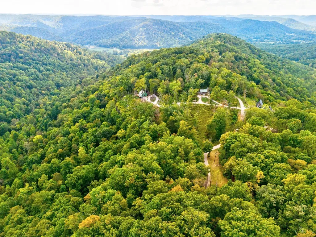 725 Darrell Randall Road Stanton KY 40380