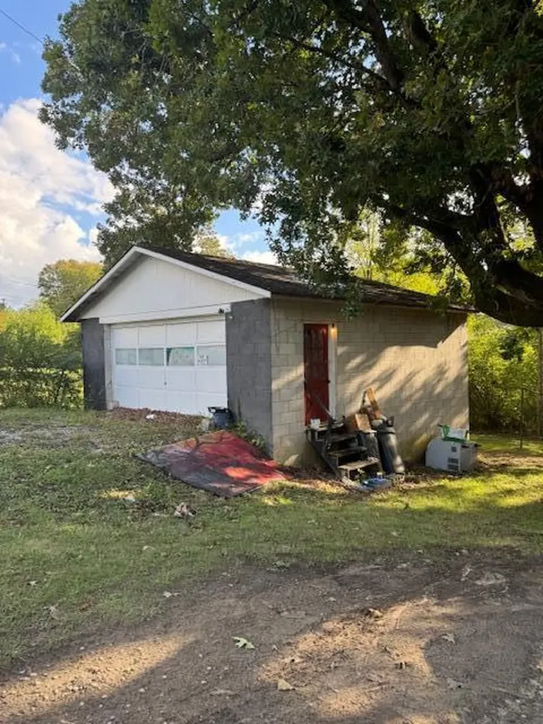 138 Tim Stephens Road Stearns KY 42647