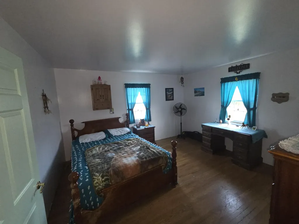 5525 Garland Hollow Road Means KY 40346