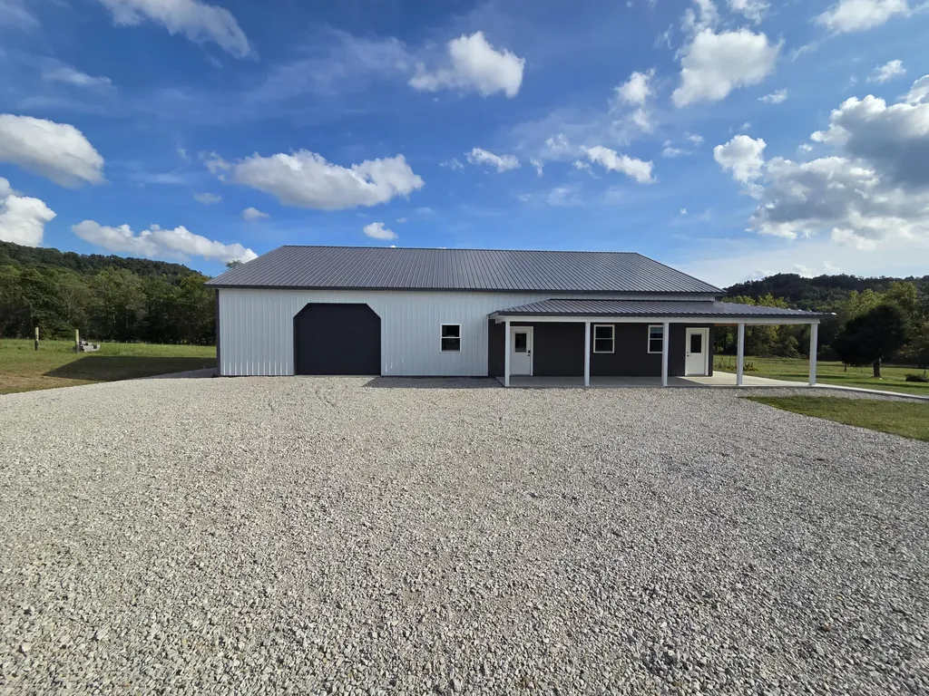 5525 Garland Hollow Road Means KY 40346