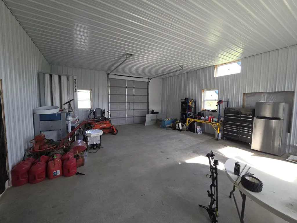 5525 Garland Hollow Road Means KY 40346