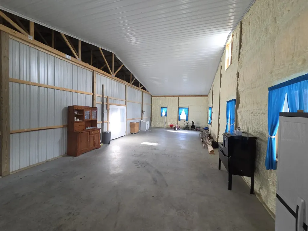5525 Garland Hollow Road Means KY 40346