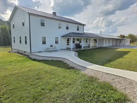5525 Garland Hollow Road Means KY 40346