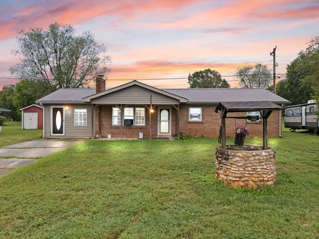 119 Twin Rivers Drive Bronston KY 42518