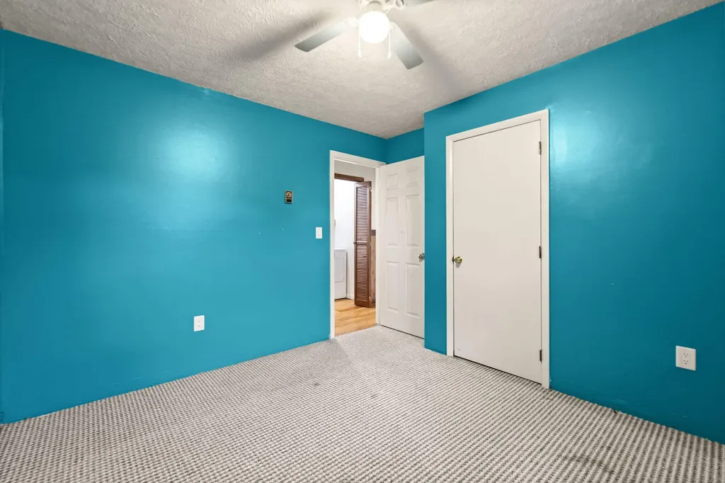 119 Twin Rivers Drive Bronston KY 42518