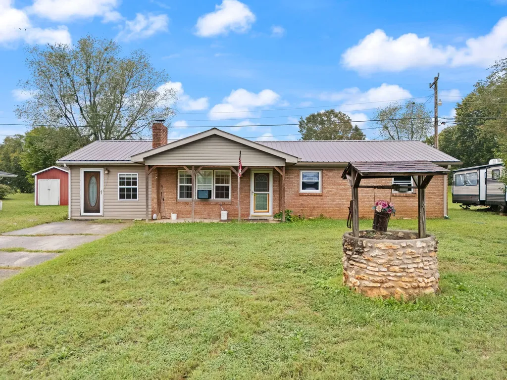 119 Twin Rivers Drive Bronston KY 42518