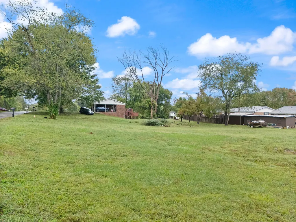 119 Twin Rivers Drive Bronston KY 42518