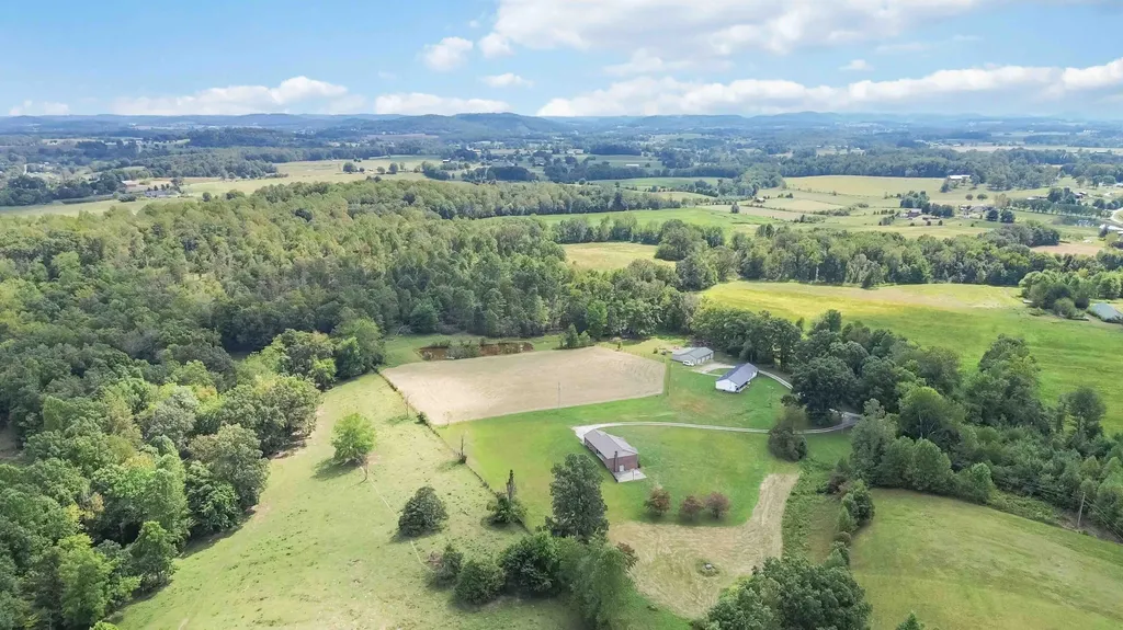 120 John Cash Road Crab Orchard KY 40419