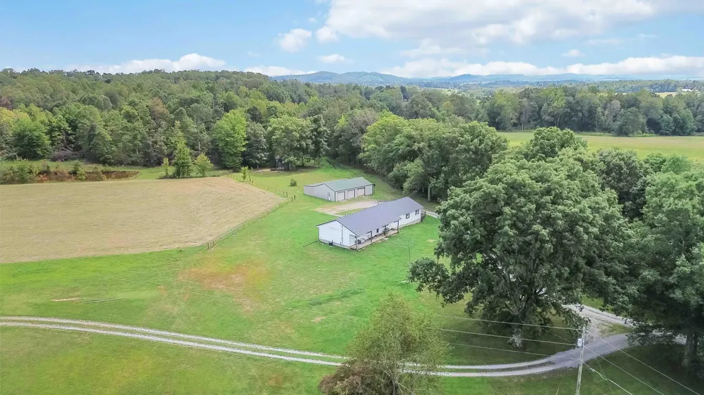 120 John Cash Road Crab Orchard KY 40419