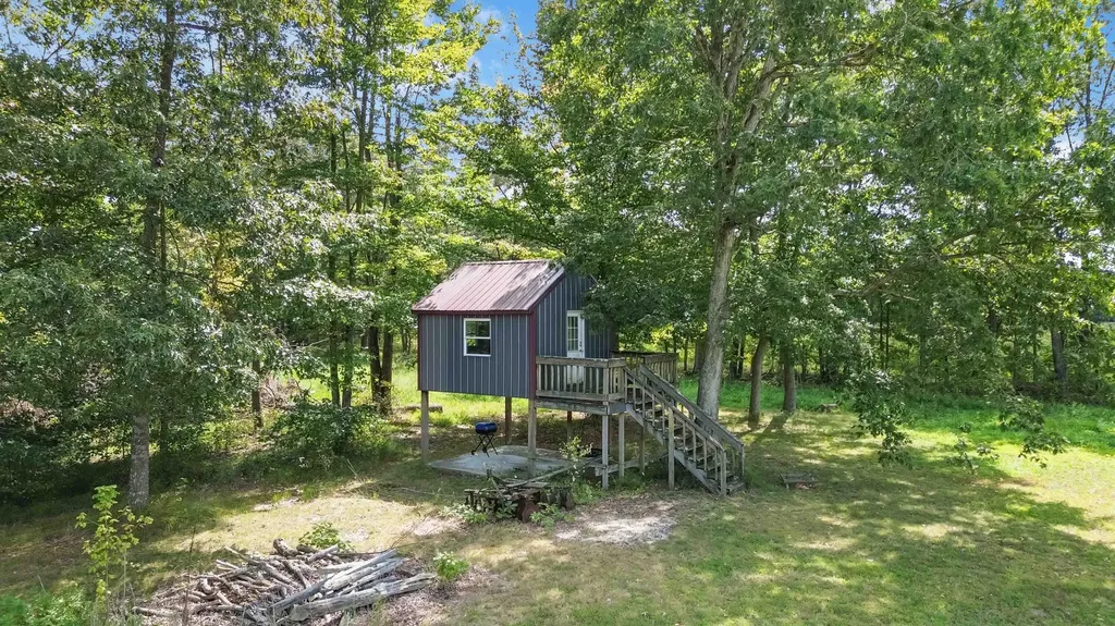 120 John Cash Road Crab Orchard KY 40419