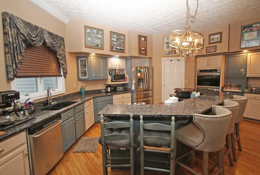 1010 Steele Road Versailles KY 40383