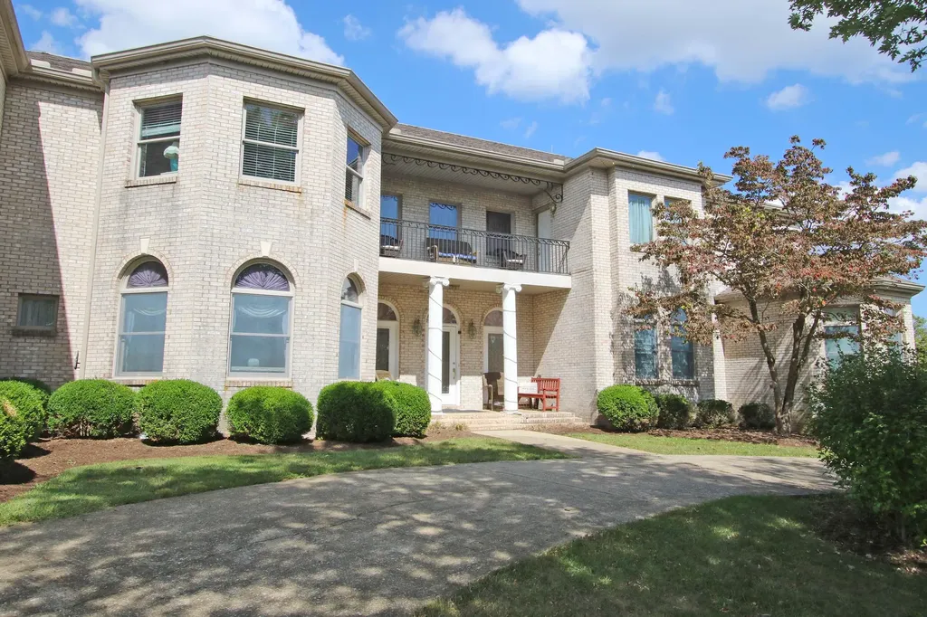 1010 Steele Road Versailles KY 40383