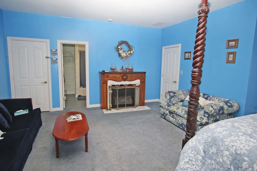 1010 Steele Road Versailles KY 40383