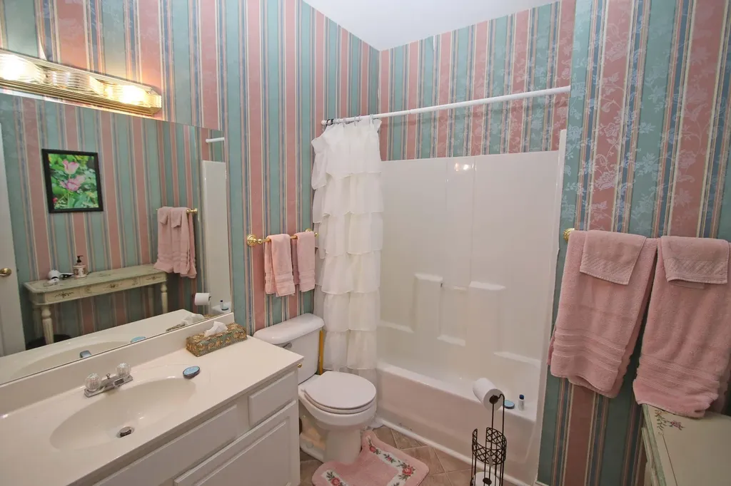 1010 Steele Road Versailles KY 40383