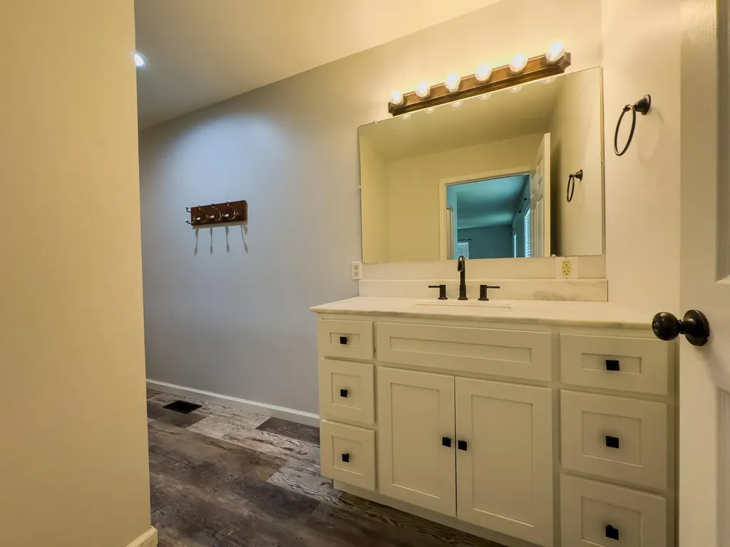 557 Cold Hill Road London KY 40741