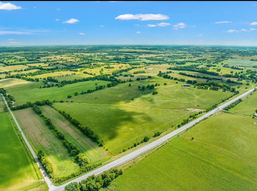 Tract 5 - 7053 Perryville Road Danville KY 40422