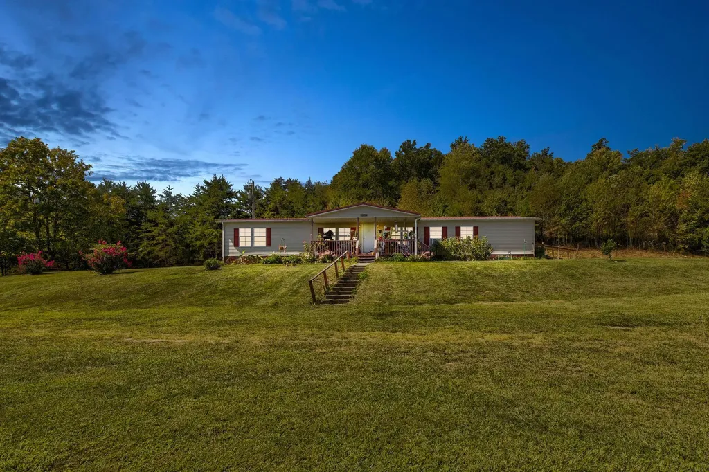 919 Town Branch Jeffersonville KY 40337