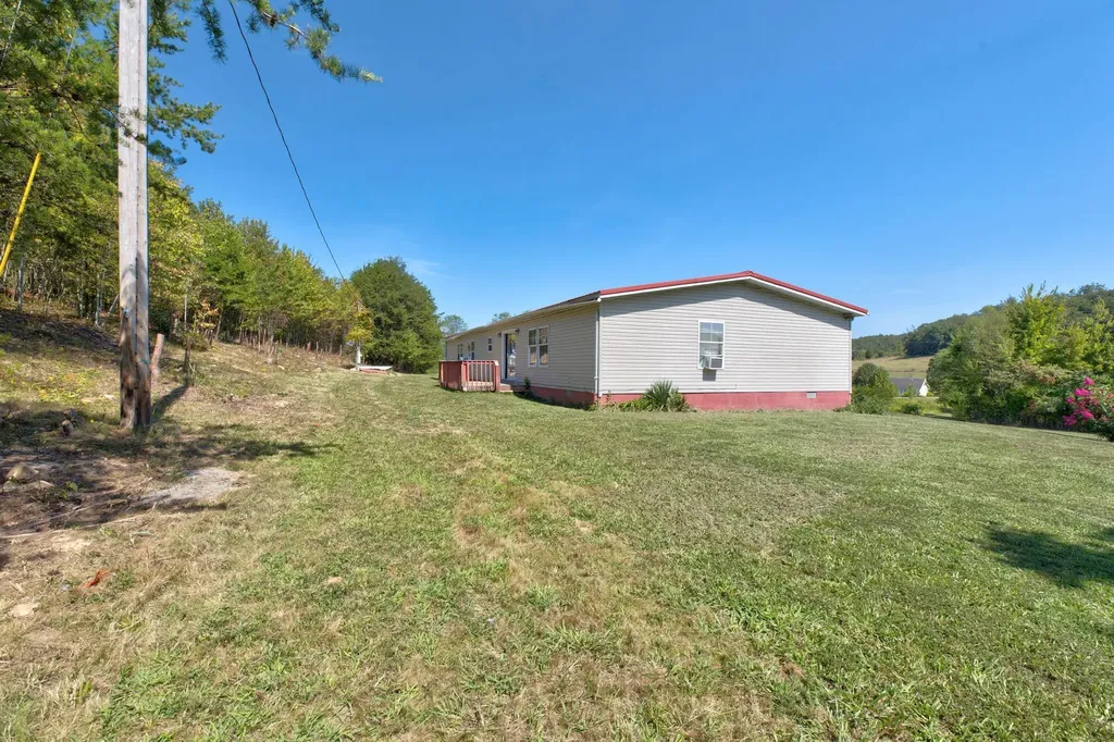 919 Town Branch Jeffersonville KY 40337