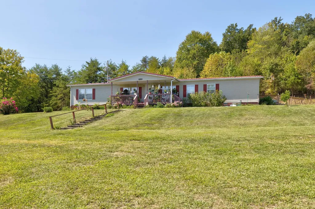919 Town Branch Jeffersonville KY 40337