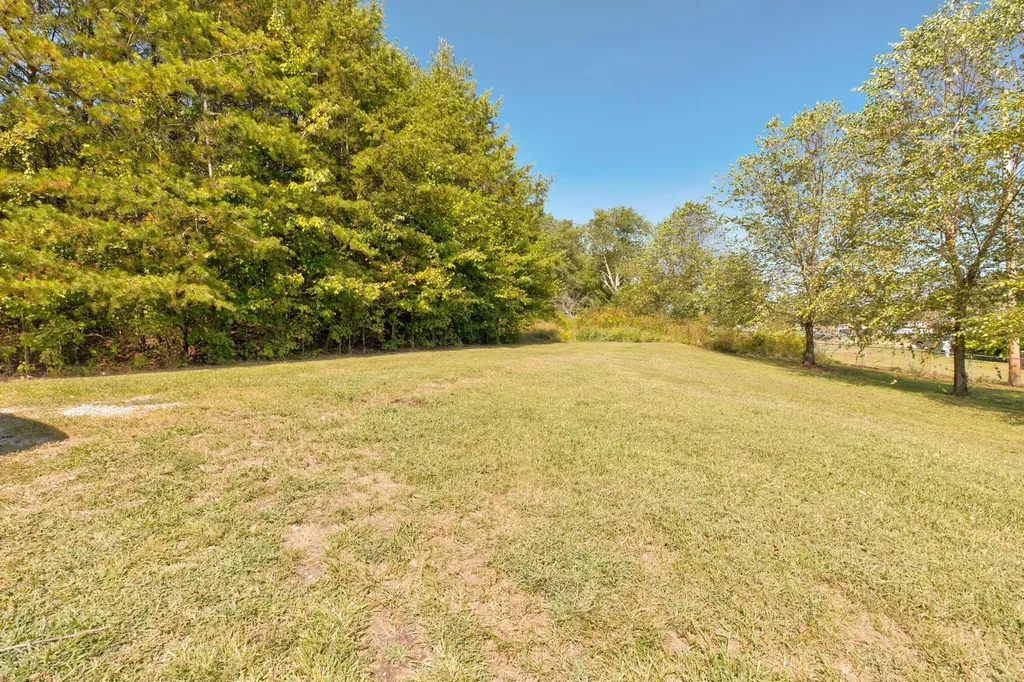 919 Town Branch Jeffersonville KY 40337