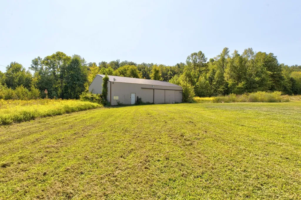 919 Town Branch Jeffersonville KY 40337