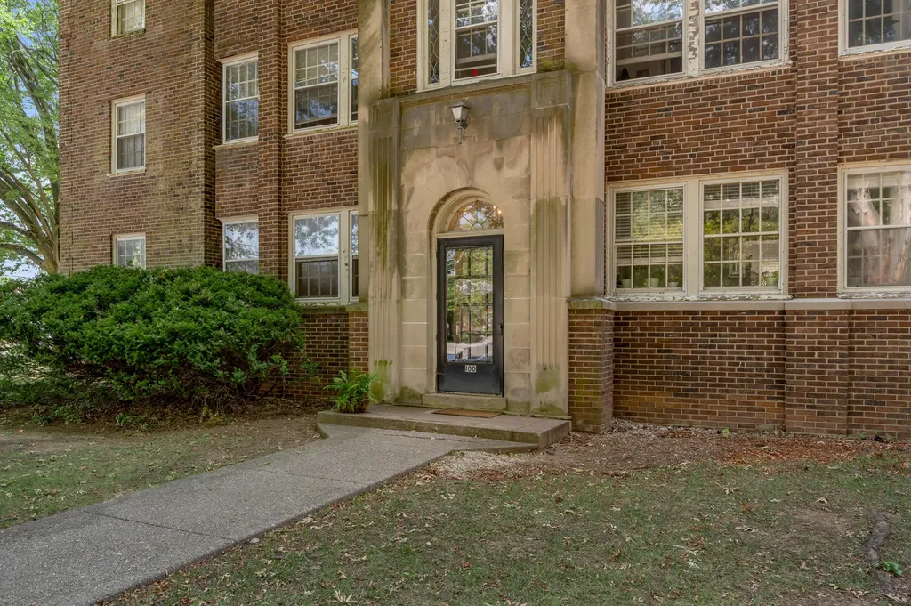 100-102 S Hanover Avenue Lexington KY 40502