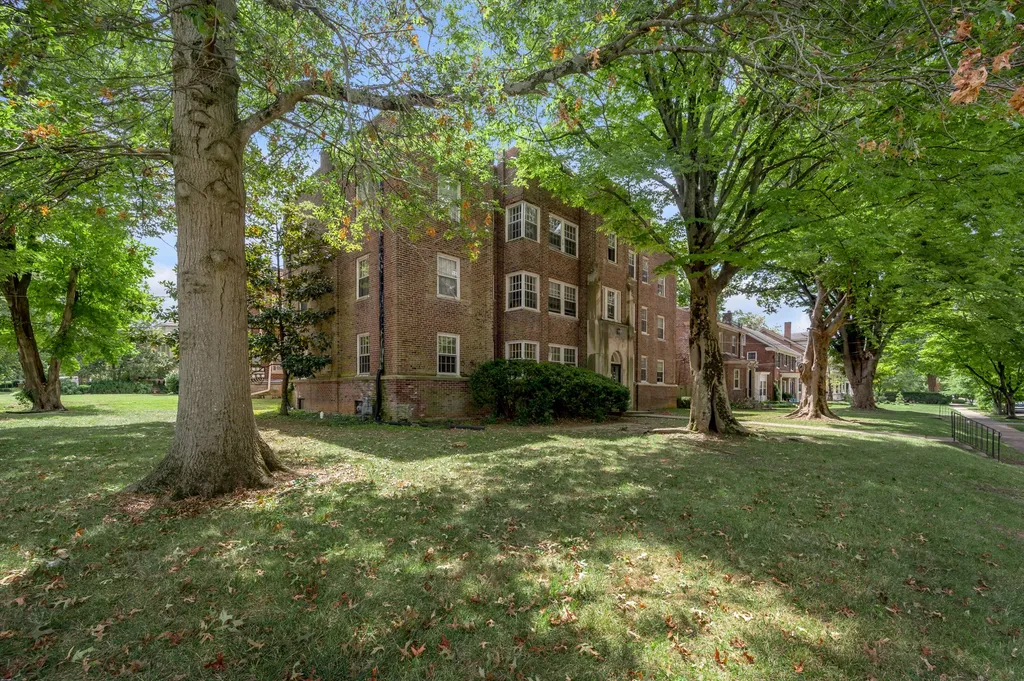 100-102 S Hanover Avenue Lexington KY 40502