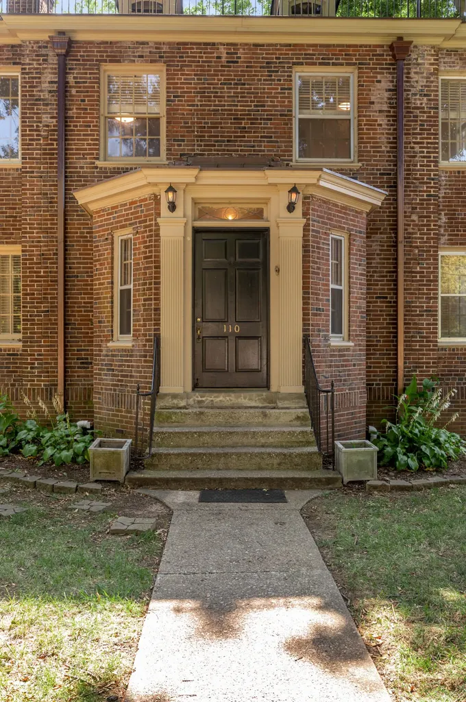 110-112 S Hanover Avenue Lexington KY 40502