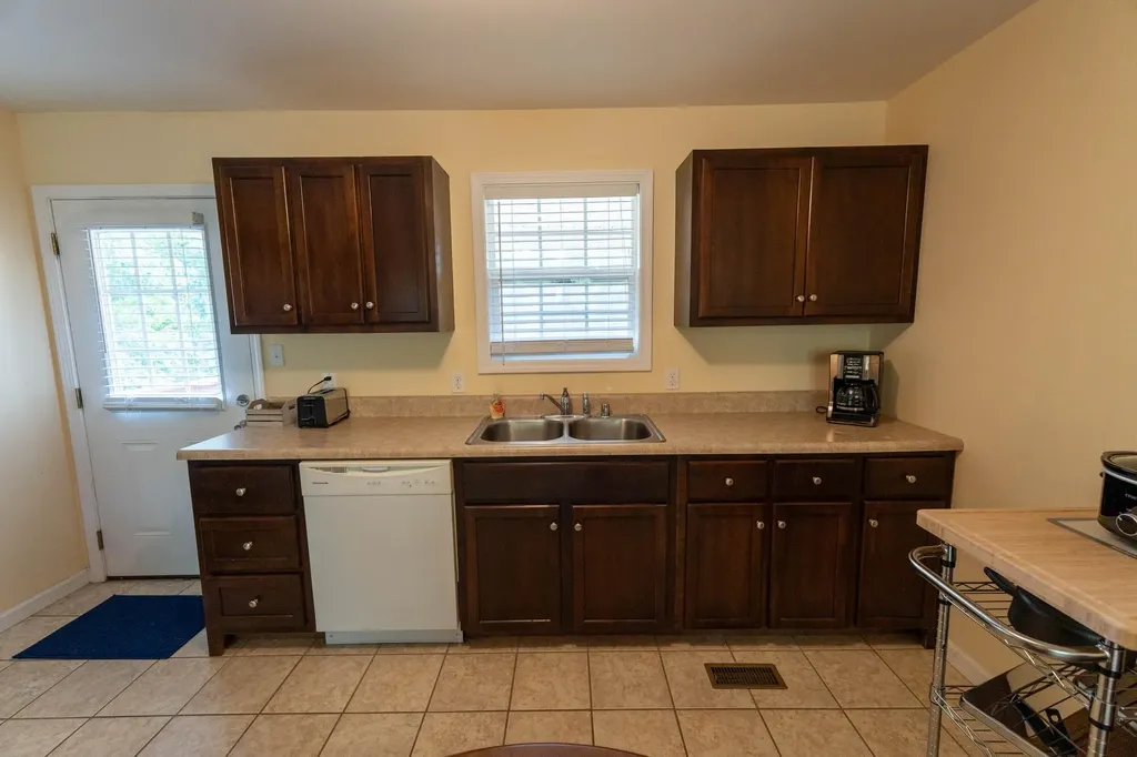 403 Aspen Drive London KY 40741