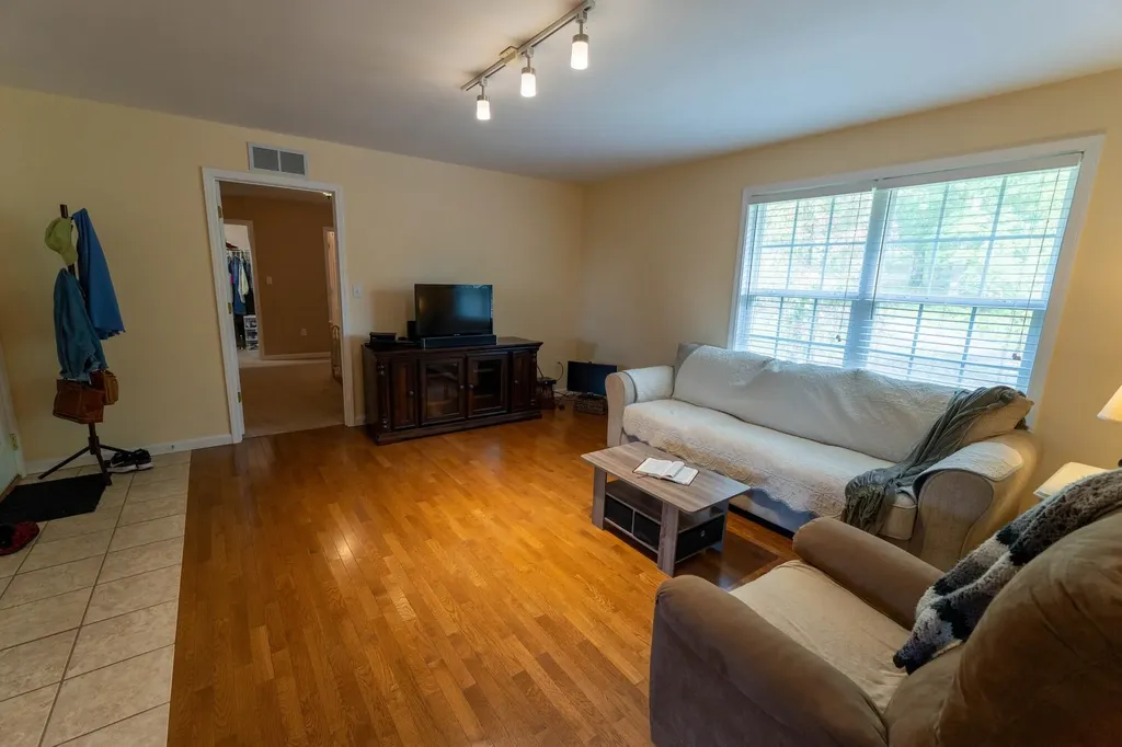 403 Aspen Drive London KY 40741
