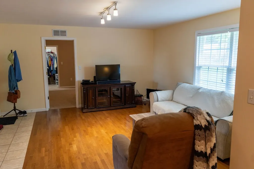 403 Aspen Drive London KY 40741