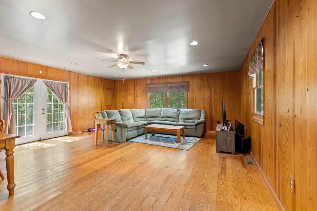 45 Krider Lane Wellington KY 40387