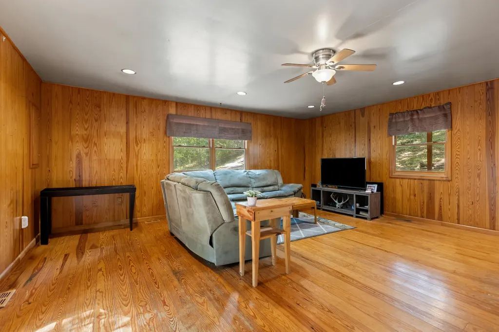 45 Krider Lane Wellington KY 40387
