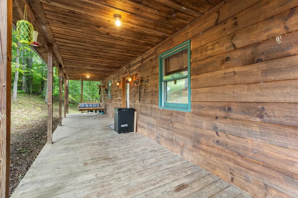 45 Krider Lane Wellington KY 40387