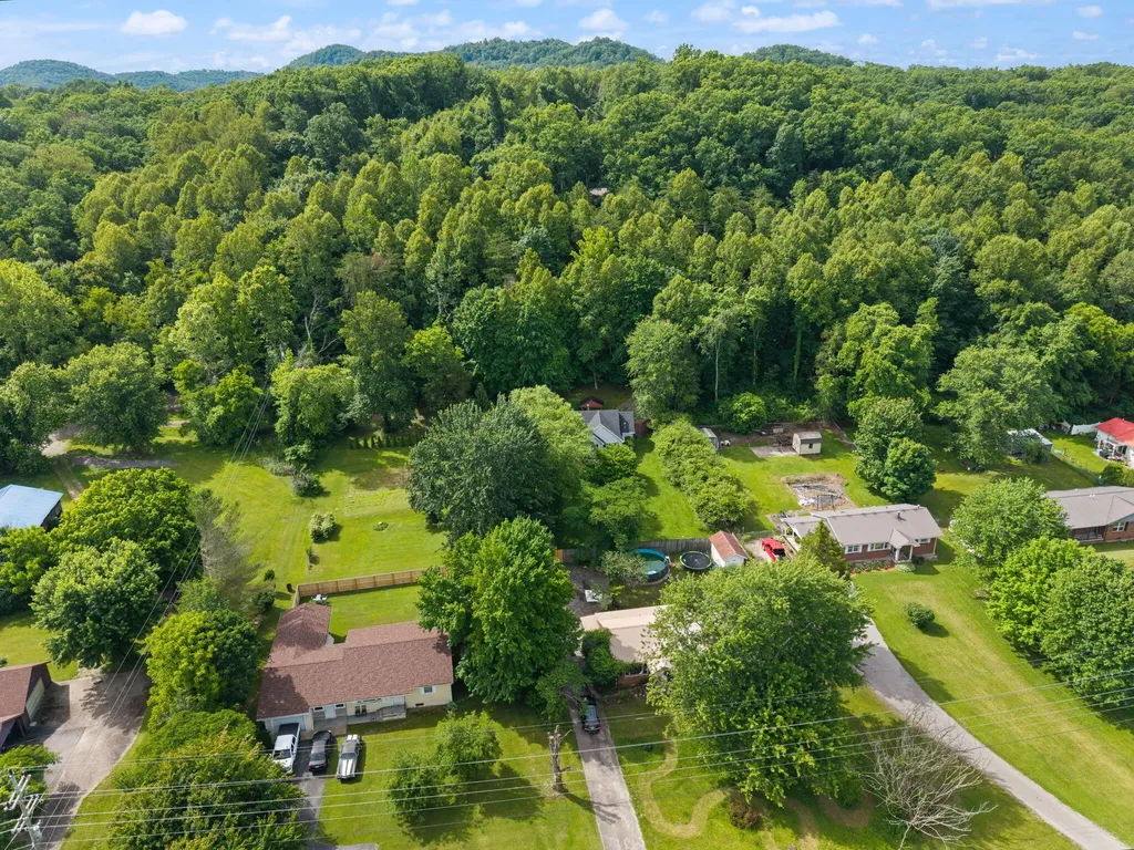 95 Hilltop Estates Road Morehead KY 40351