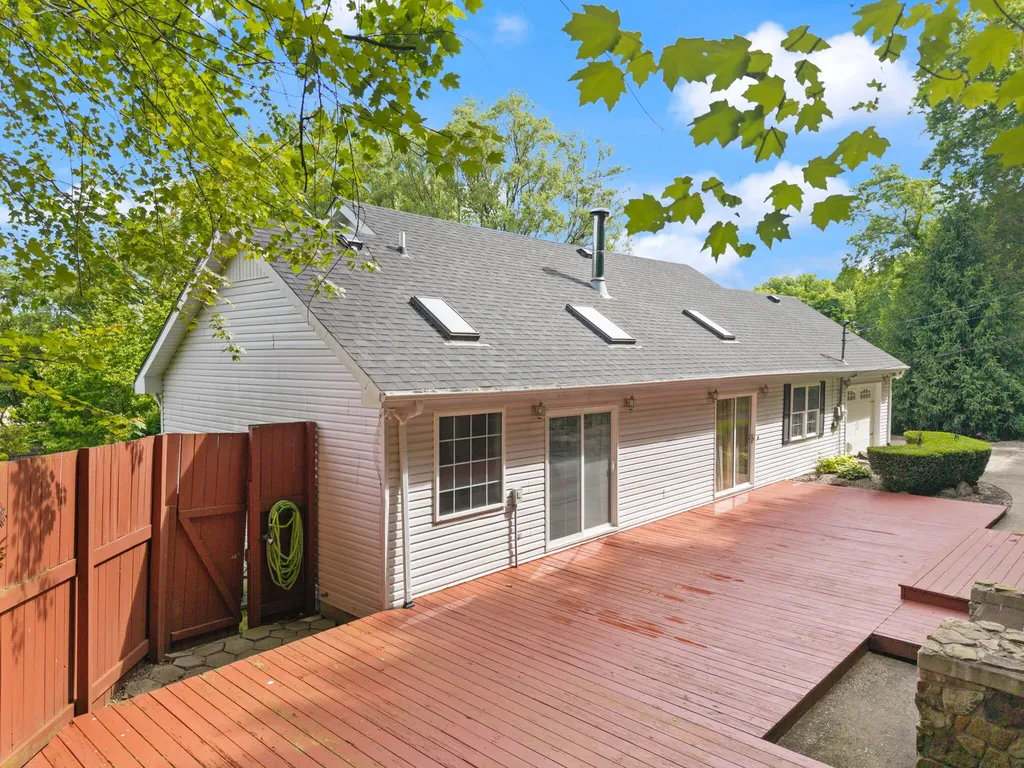 95 Hilltop Estates Road Morehead KY 40351