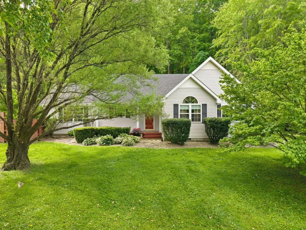 95 Hilltop Estates Road Morehead KY 40351