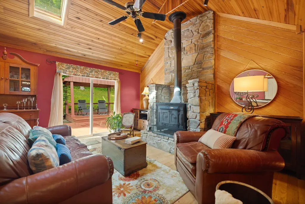 95 Hilltop Estates Road Morehead KY 40351