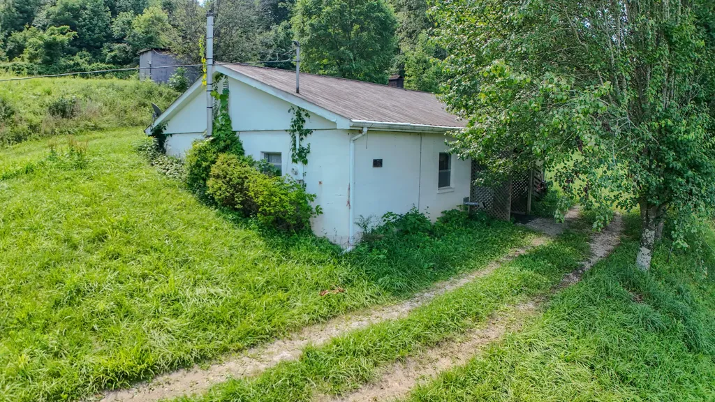 158 Robbins Lane Mt Vernon KY 40456