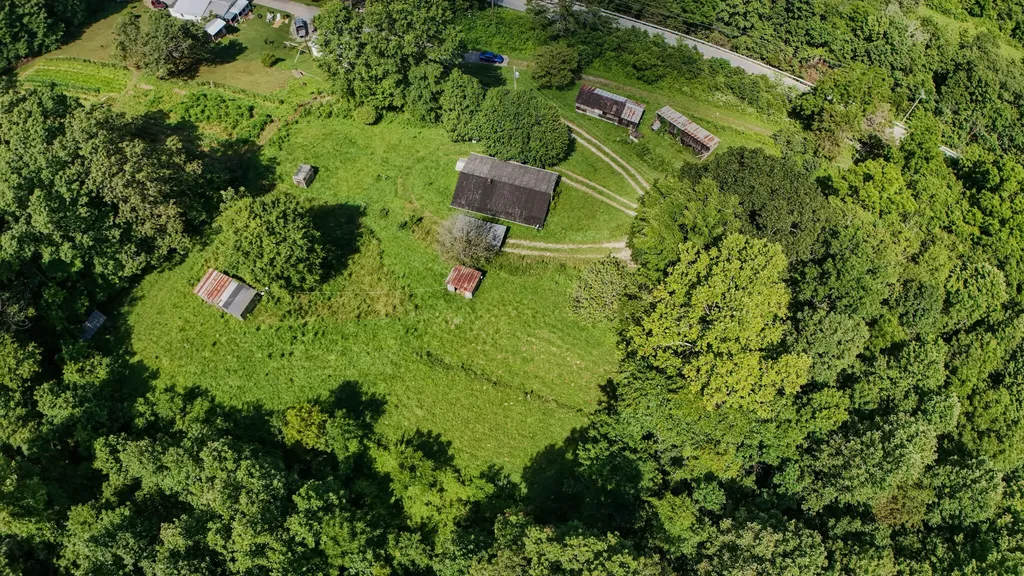 158 Robbins Lane Mt Vernon KY 40456