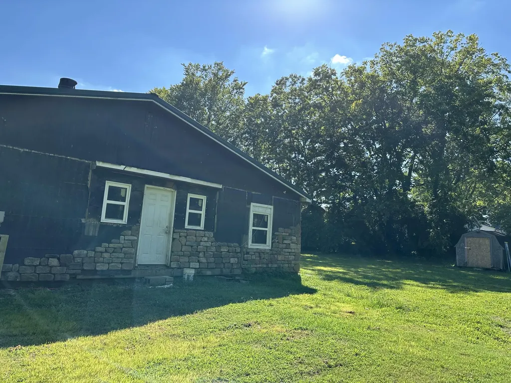 208 4th Street Winchester KY 40391