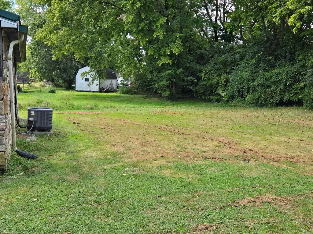208 4th Street Winchester KY 40391