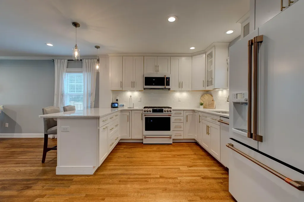 1144 Providence Lane Lexington KY 40502
