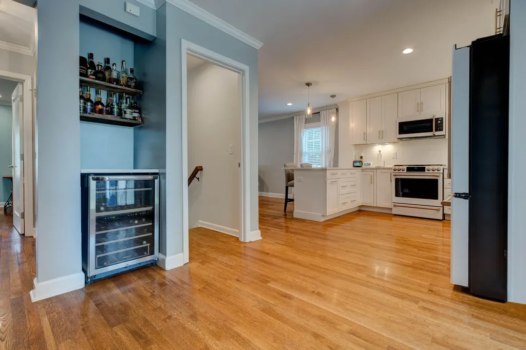 1144 Providence Lane Lexington KY 40502