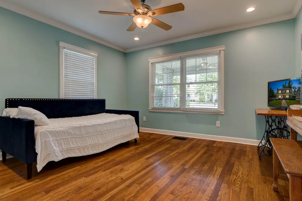 1144 Providence Lane Lexington KY 40502